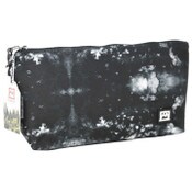 Wholesale - *OUTSIDE OF CA* T-BOTTOM TOILETRY BAG C/P 40, UPC: 4890808266120